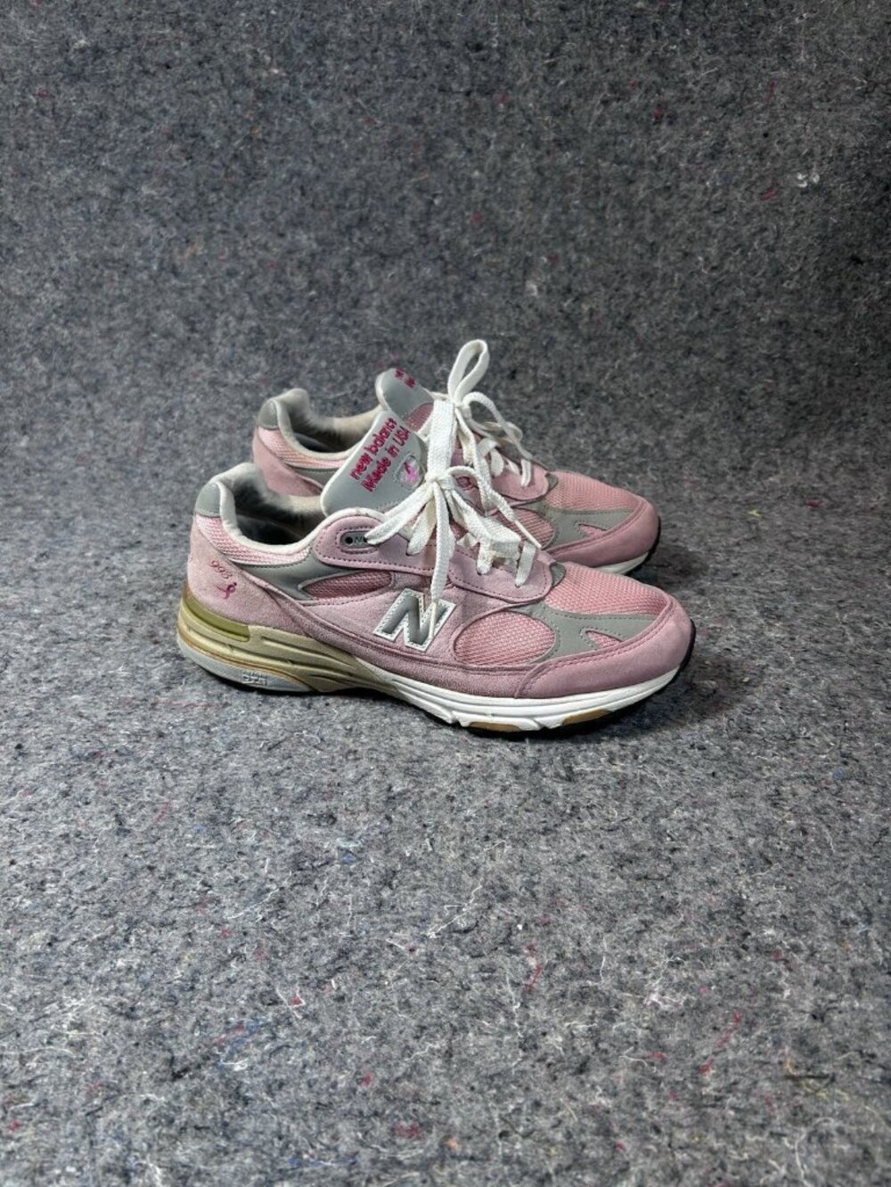 New Balance 993 Pink Ribbon Made In USA Women’s 9 Breast Cancer Awarennes MR993K